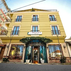 Hotel Dream