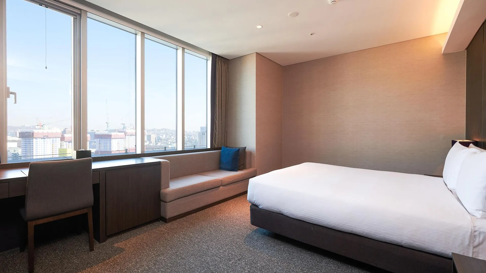 Hotel Nine Tree By Parnas Seoul Myeongdong 2 4*,